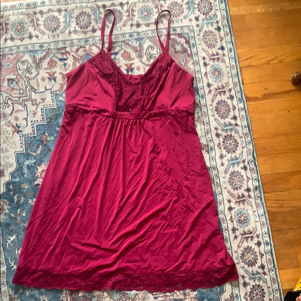 Montelle Intimates bust support chemise. Size L
